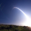 Lavoro su piattaforma, istruzioni per l’uso An unarmed Minuteman III intercontinental ballistic missile launches during an operational test at 11:01 p.m. Thursday, Feb. 25, 2016. Col. J. Christopher Moss, 30th Space Wing commander, was the launch decision authority.