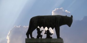 Roberto Gualtieri, 7 colli e 2 montagne: debito e rifiuti