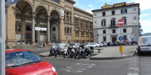 Firenze posticipa la fiaccolata a martedì