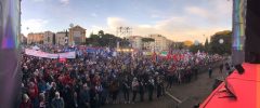 A Roma in centomila per la pace: «Non siamo equidistanti, ma ora avanti la diplomazia»