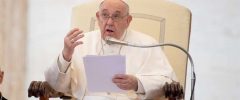 Ucraina, papa Francesco: Santa Sede  disposta a mediare