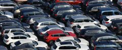 No alla revisione dello stop alle auto termiche al 2035